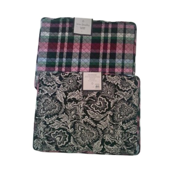 Vera Bradley Placemat Set of 2 (New w/ tags) - Picture 1 of 4